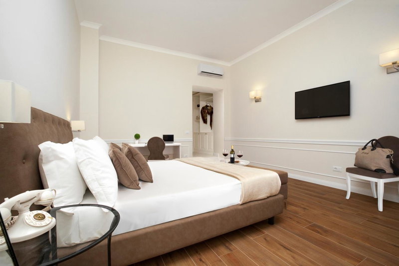 La Fontanina Suites, Naples, Italy