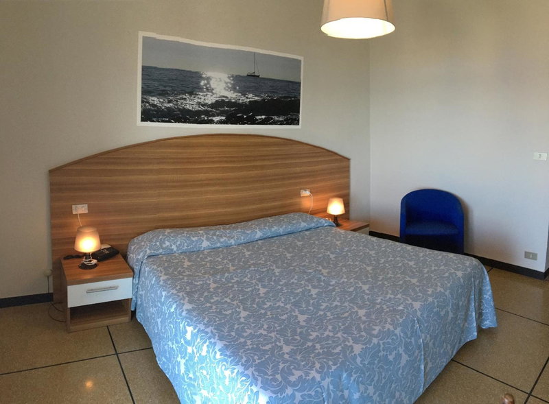 Hotel Mediterraneo, Cavi di Lavagna, Italy