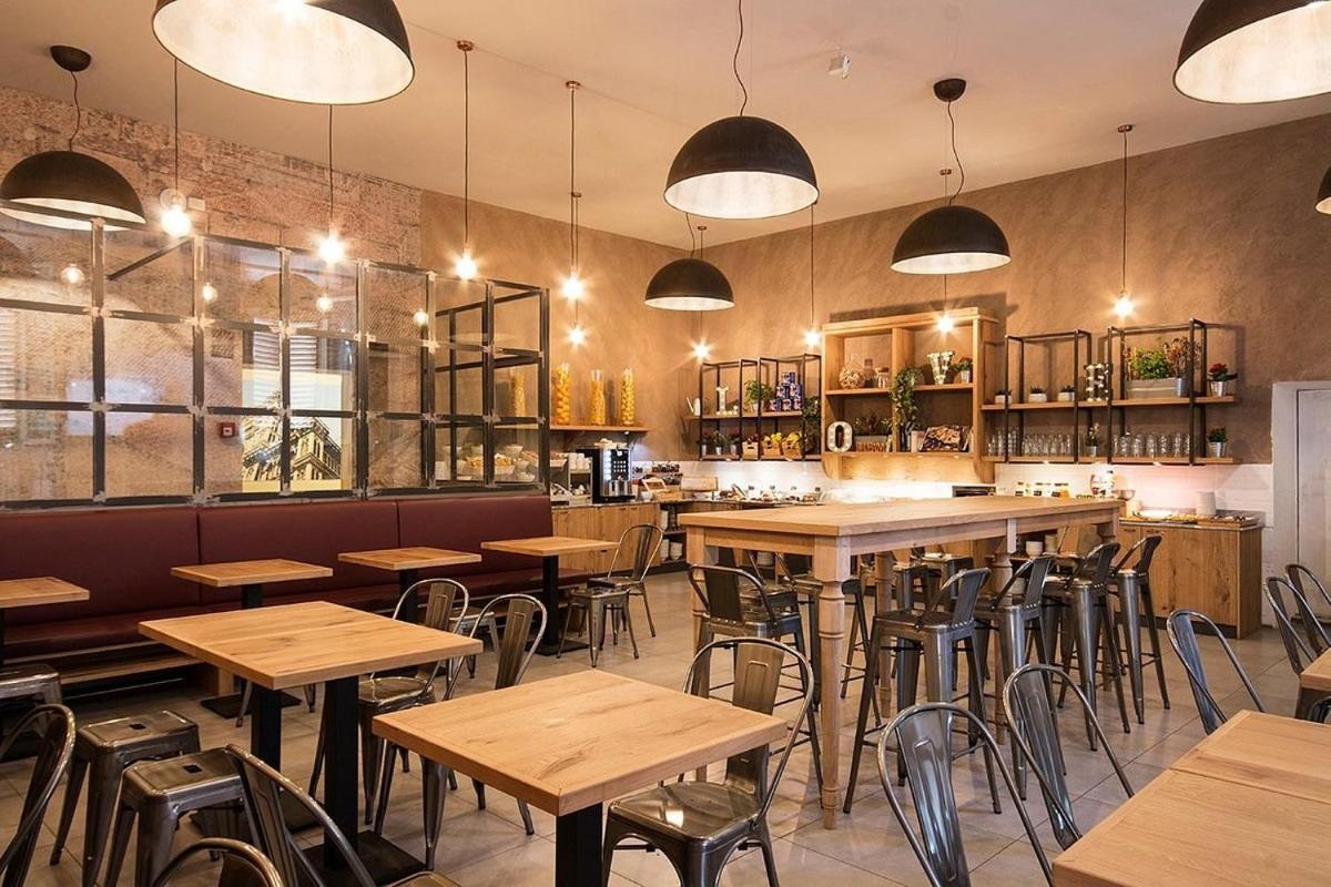 Hotel · Hotel & Hostel 7, Florence