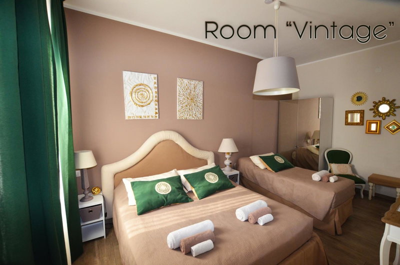 Room & Breakfast Nettuno 29, Bologna, Italy