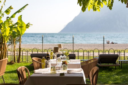 Hotel Baia Azzurra - Lake Front, Nago-Torbole, Italy