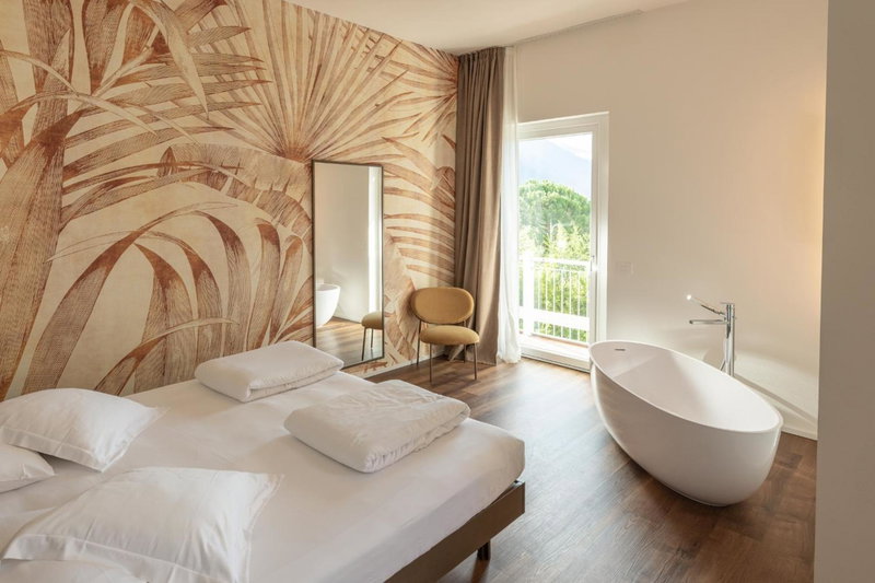 Hotel Baia Azzurra - Lake Front, Nago-Torbole, Italy