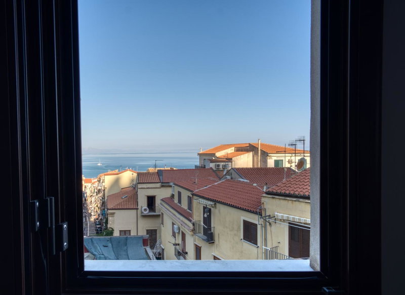 Cefalu in Blu, Cefalù, Italy