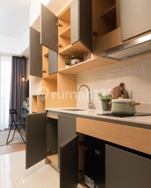 Apartment for rent in West Jakarta, Indonesia · Taman Anggrek Residences · 2 rooms, 1 bath