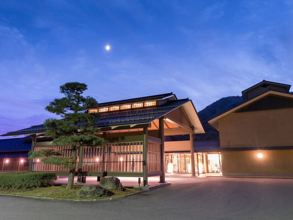 Hotel · Hanamaki Onsen Kashoen, Hanamaki