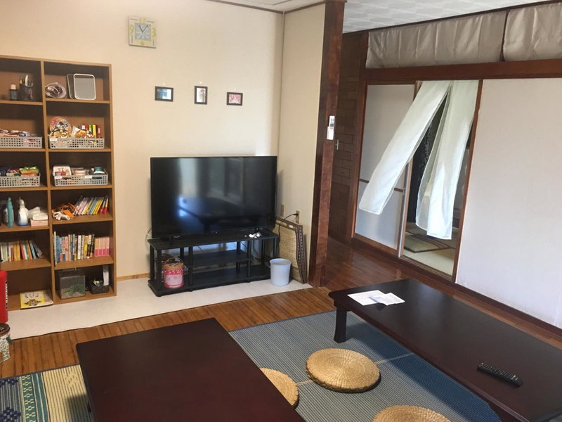 Minnkayado intoparitosura, Bora, Japan