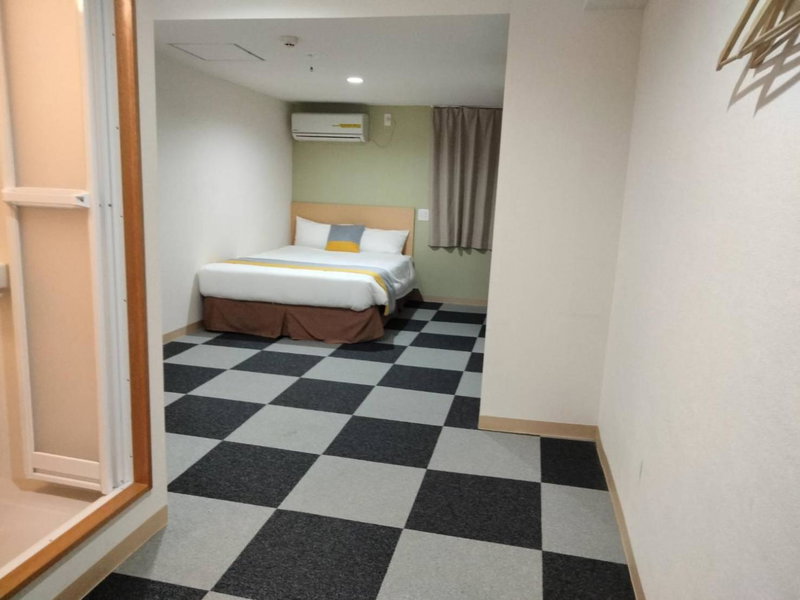 Victoria Hotel, Naha, Japan