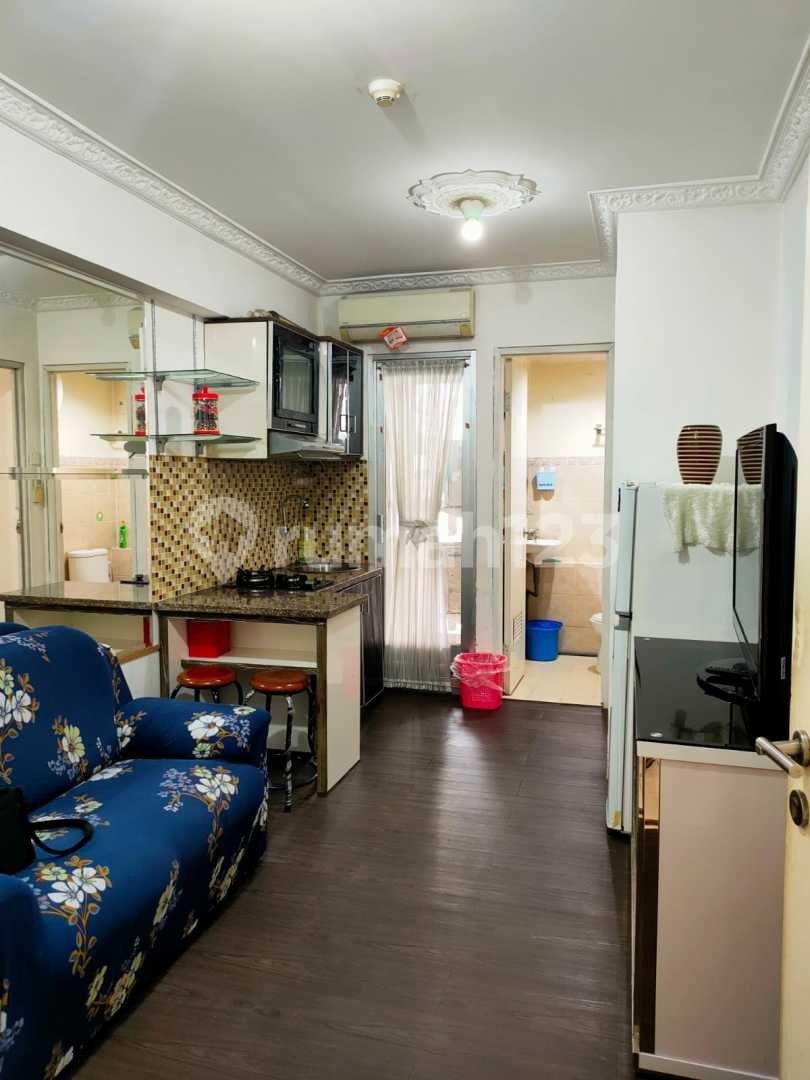 Green Bay Apartments, Indonesia