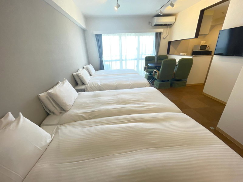 BiBi Hotel Cosmos Shintoshin, Naha, Japan