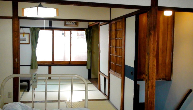 ファミリー向け民泊 かつら 二条城近くの和風座敷, Kyoto, Japan
