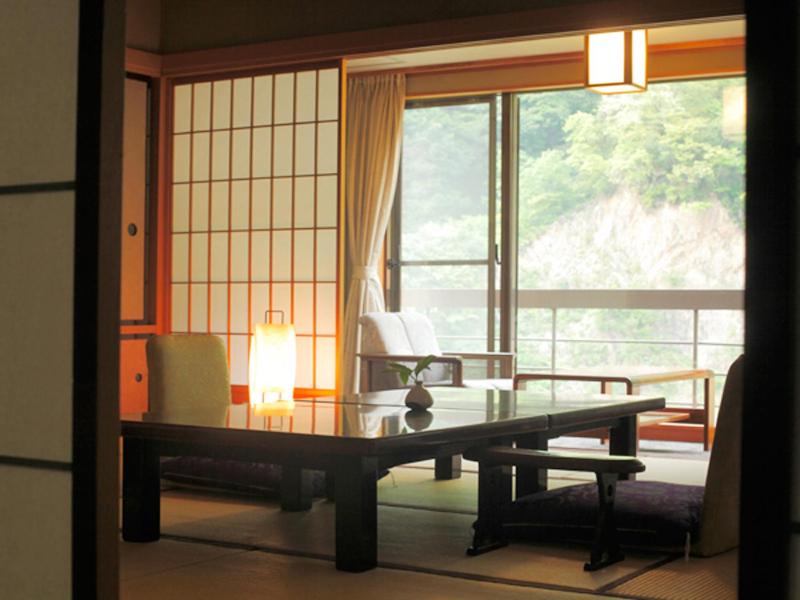 Enraku, Kurobe, Japan