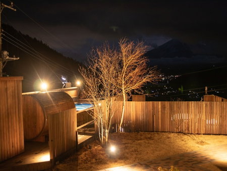 Dot Glamping Fujisan, Fujikawaguchiko, Japan