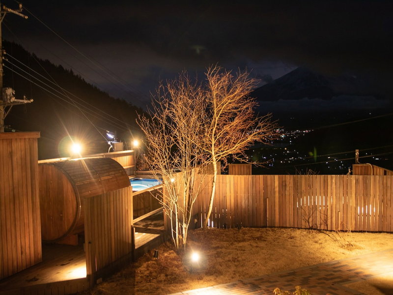 Dot Glamping Fujisan, Fujikawaguchiko, Japan