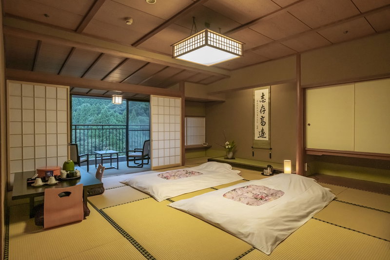 Yamanaka Spa Hanatsubaki, Kaga, Japan