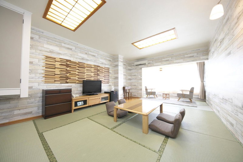 箱根芦ノ湖 HOTEL RaKuun, Hakone, Japan