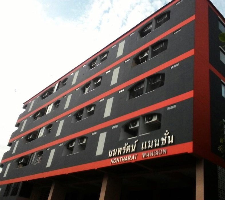 Nontharat Mansion, Nonthaburi, Thailand