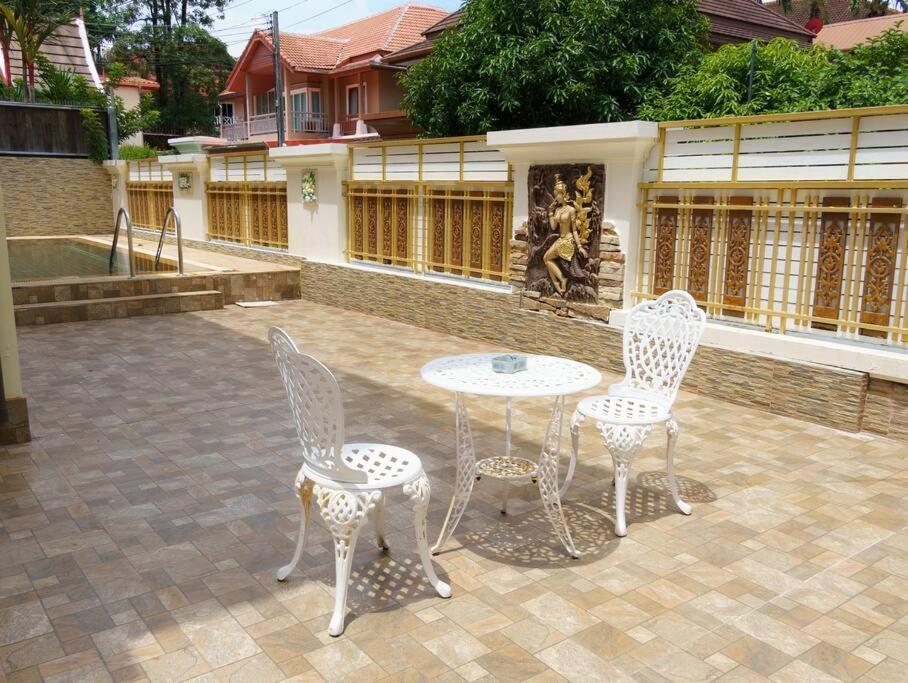 4BD Private pool villa in Patong heart quiet&nice, Thailand