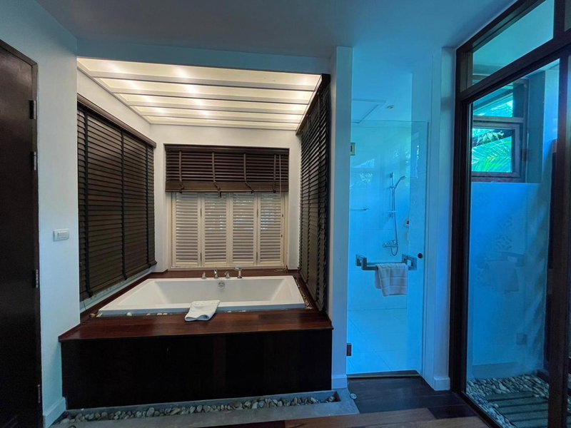 Amatapura Beachfront Villa 1, SHA Certified, Ao Nam Mao, Thailand