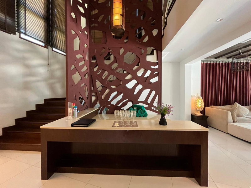 Amatapura Beachfront Villa 1, SHA Certified, Ao Nam Mao, Thailand