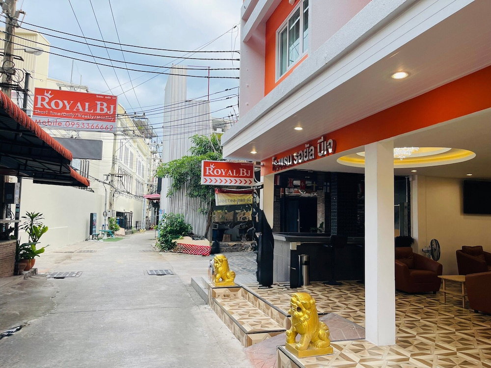 Royal BJ Hotel, Tailandia