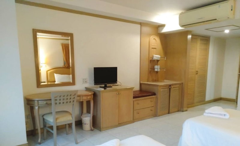 Kresident Hotel, Phitsanulok, Thailand