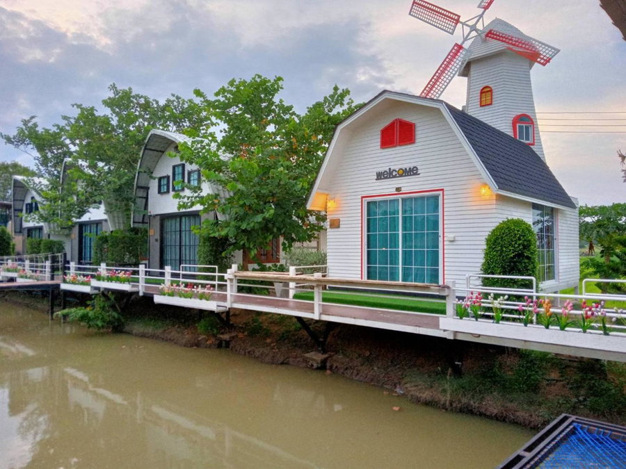 ข้าวทุ่งเบ็ญจาโฮมสเตย์, Ban Hat Phang, Thailand