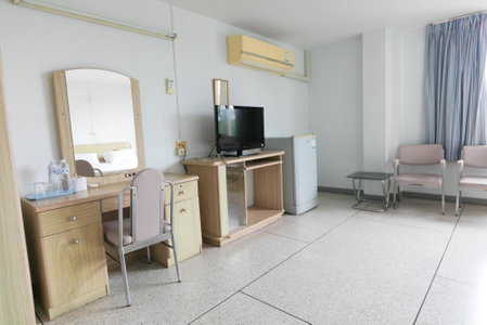 Tokyo Hotel, Ubon Ratchathani, Thailand