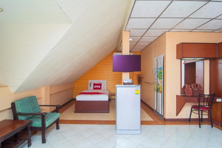 OYO 534 Phasuk Hotel, Pran Buri, Thailand
