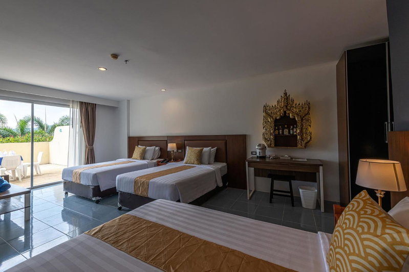 Blue Beach Grand Resort And Spa, Rawai Beach, Thailand