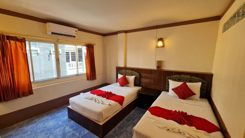 Vech Guesthouse Patong, Patong Beach, Thailand