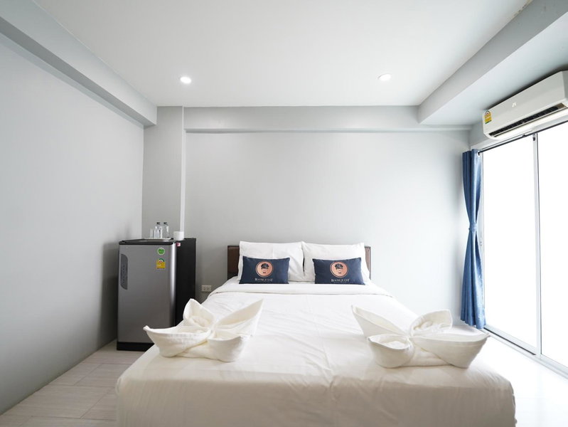 RoomQuest Bangkok Don Mueang Airport, Bangkok, Thailand