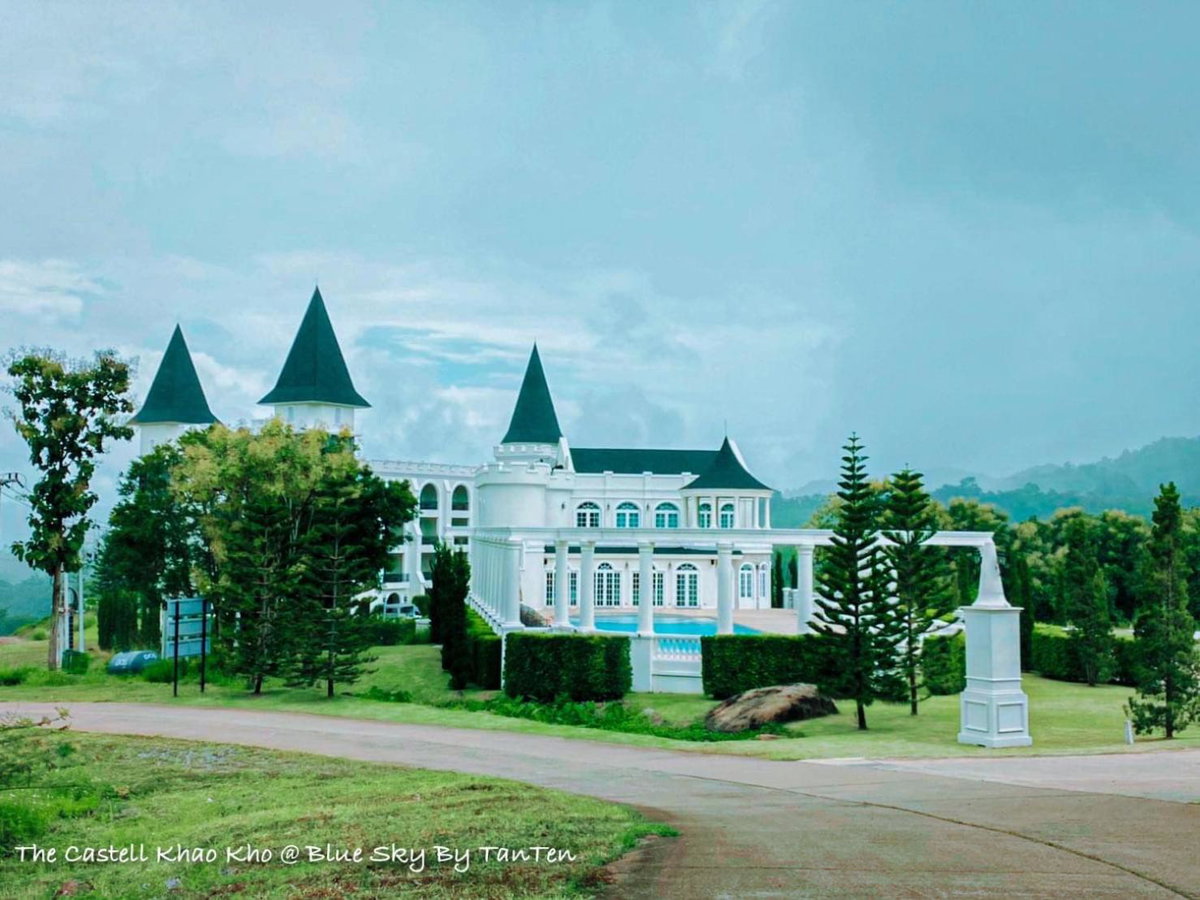 Hotel · The Castell Khao Kho At Bluesky By TanTen, Campson