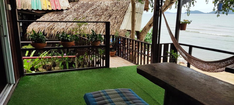 Maya guest house@coffee, Ko Chang, Thailand