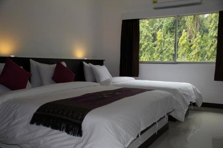 Sri Chumphon Hotel, Chumphon, Thailand