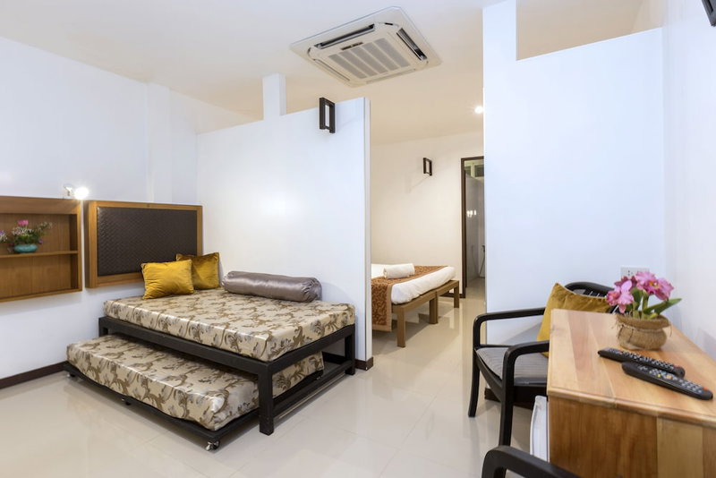 The Lantern Hostel and SPA, Chalong, Thailand
