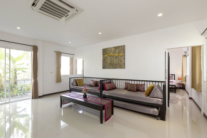The Lantern Hostel and SPA, Chalong, Thailand