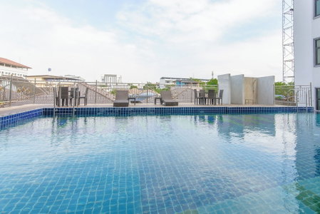 Bear & Bird Hotel, Surat Thani, Thailand
