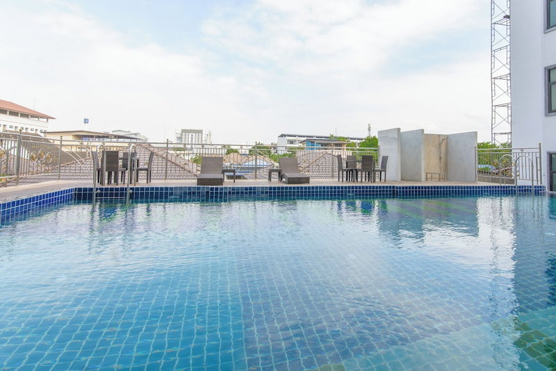 Bear & Bird Hotel, Surat Thani, Thailand