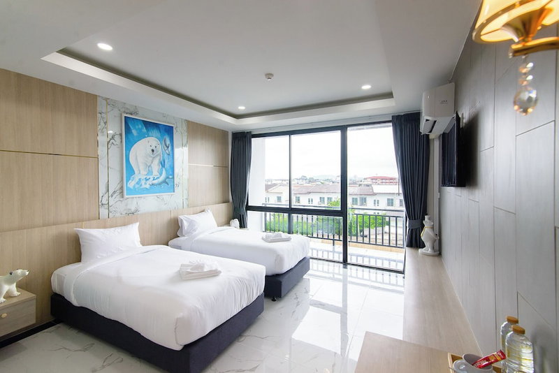 Bear & Bird Hotel, Surat Thani, Thailand