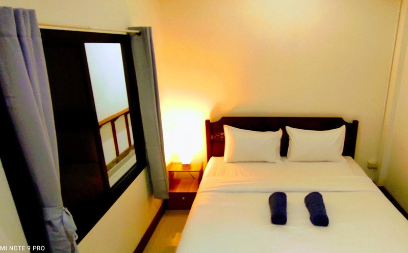 Number SIX house for up to 5 guests with 2 bedrooms, Ko Samed, Thailand