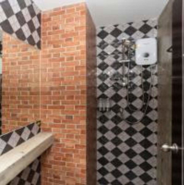 Bell Lifestyle Hostel Phuket, Sa Khu, Thailand
