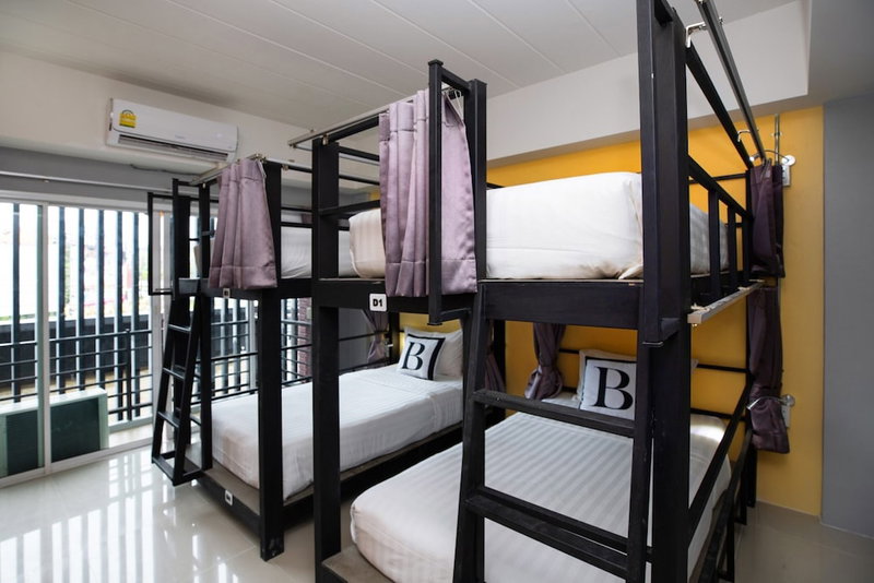 Bell Lifestyle Hostel Phuket, Sa Khu, Thailand