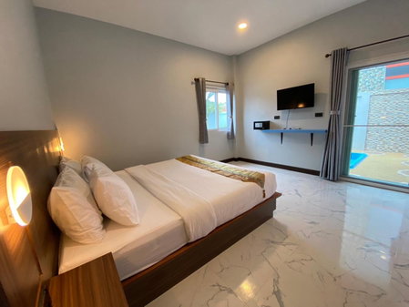 Blue Aura Pool Villa, Nai Yang Beach, Thailand