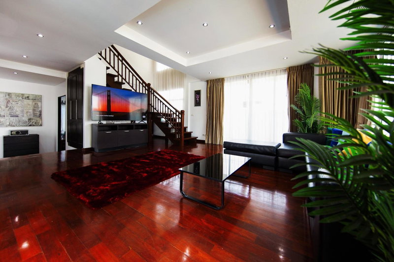 Paradise Pool Villa Pattaya in Tropicana Village, Jomtien Beach, Thailand