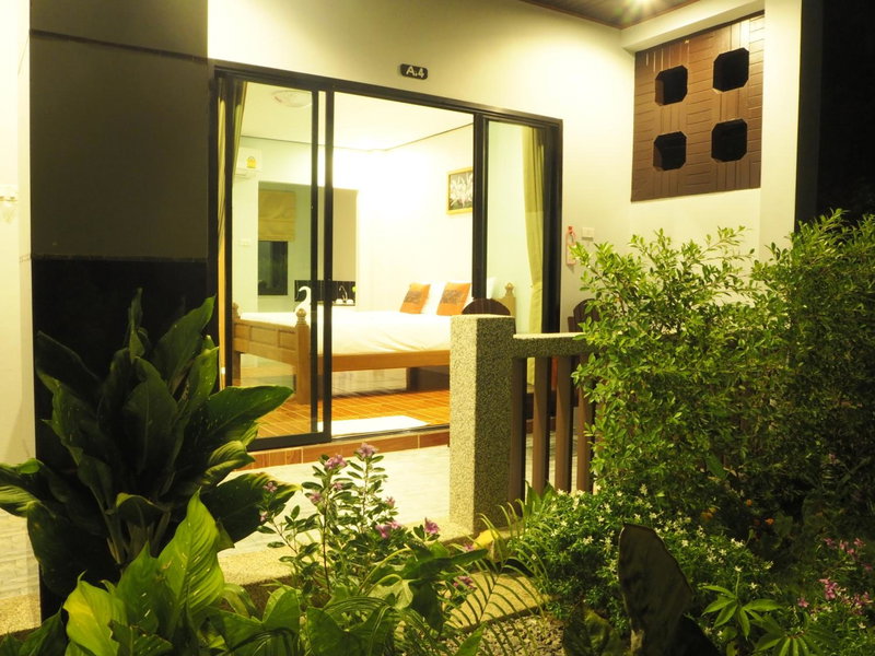 Phongphiphat Lanta Mansion, Ko Lanta, Thailand