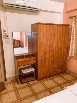 Ploojit Apartment, Nonthaburi, Thailand