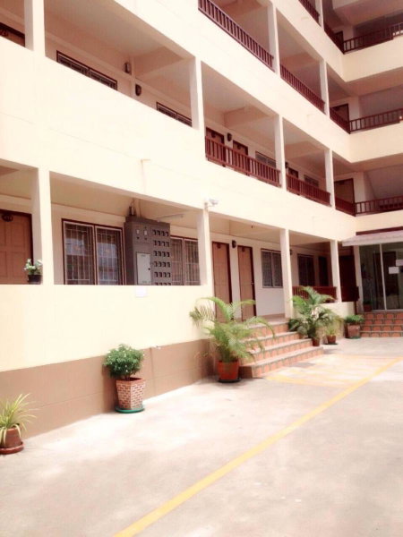 Ploojit Apartment, Nonthaburi, Thailand