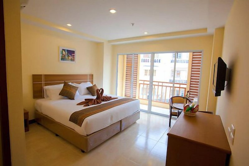 Iris Residence, Pattaya, Thailand