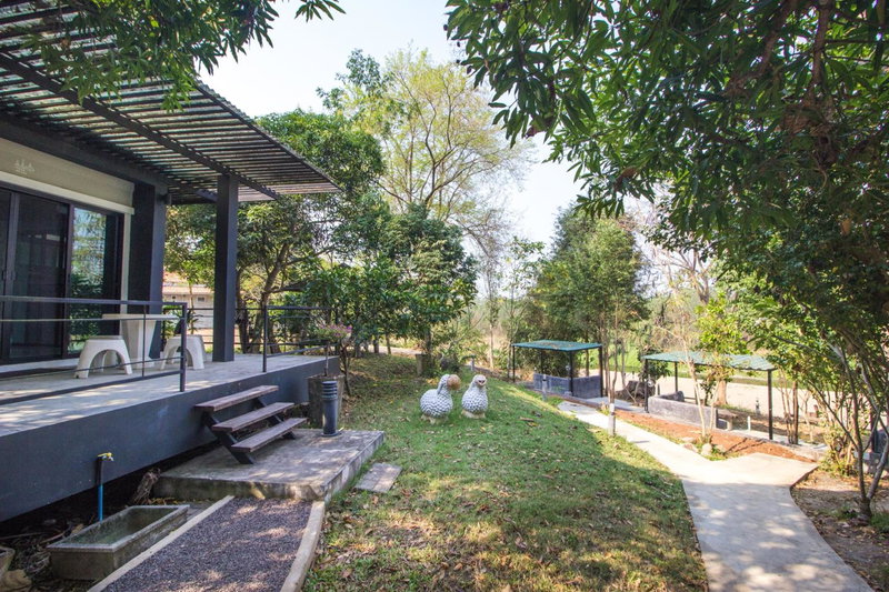 Baan NaraTawan, Suan Phung, Thailand