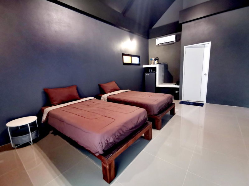 Baan NaraTawan, Suan Phung, Thailand